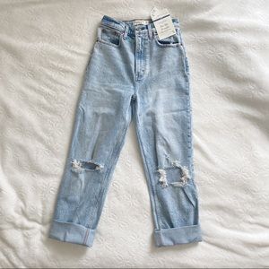A&F The '90's Straight Ultra High Rise Jeans